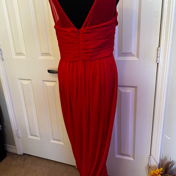 Red Scarlet floor-length dress - Picture 3 of 3